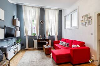 Opbrengsteigendom (230 m²) bestaande uit 3 appartementen in Antwerpen (2060). Het pand is gelegen in een opkomende buurt en is vlot bereikbaar met...