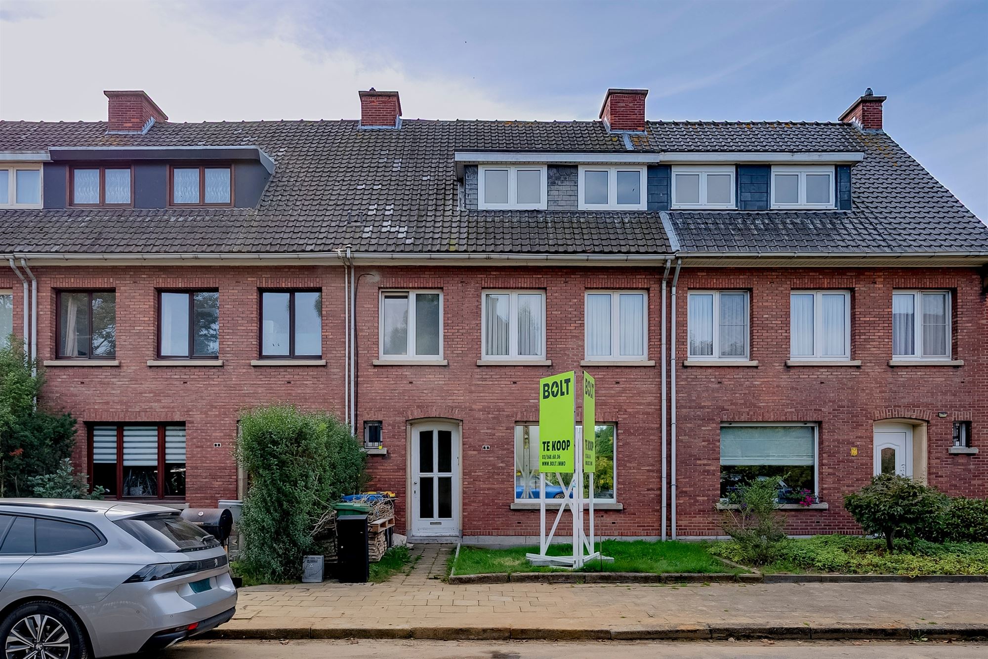 Instapklare woning met 4 (mog 5.) slaapkamers en tuin op rustige locatie! - foto 1