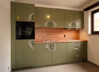 Dit verzorgd en instapklaar gelijkvloers appartement is gunstig gelegen in Lokeren en combineert comfort met een praktische indeling.Bij het betreden...