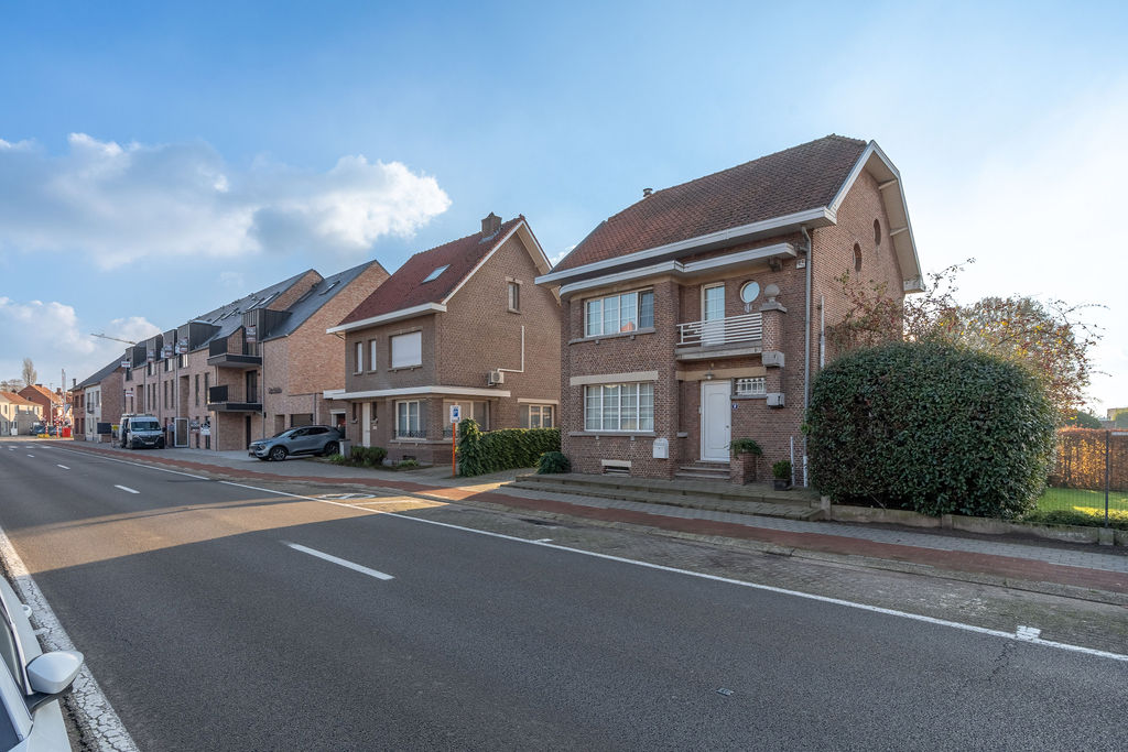 Authentieke woning met 4 slaapkamers en tuin met uitbreidingspotentieel. - foto 3