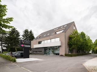 In een van de meest gegeerde gemeenten van Vlaanderen wordt deze instapklare privékliniek aangeboden. Een eigendom die zich richt tot professionals...