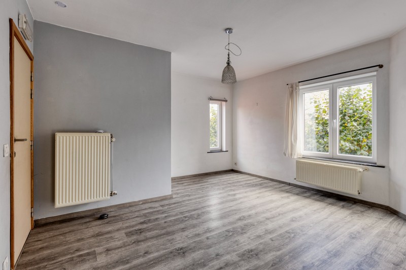 Commercieel pand met woonst en feestzaal op zichtbare locatie te Tielt 🏠 - foto 2