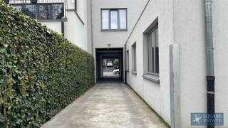 Square Estate presents these superb offices located in a very quiet neighbourhood of Strombeek-Bever.This fully renovated office with a surface area...