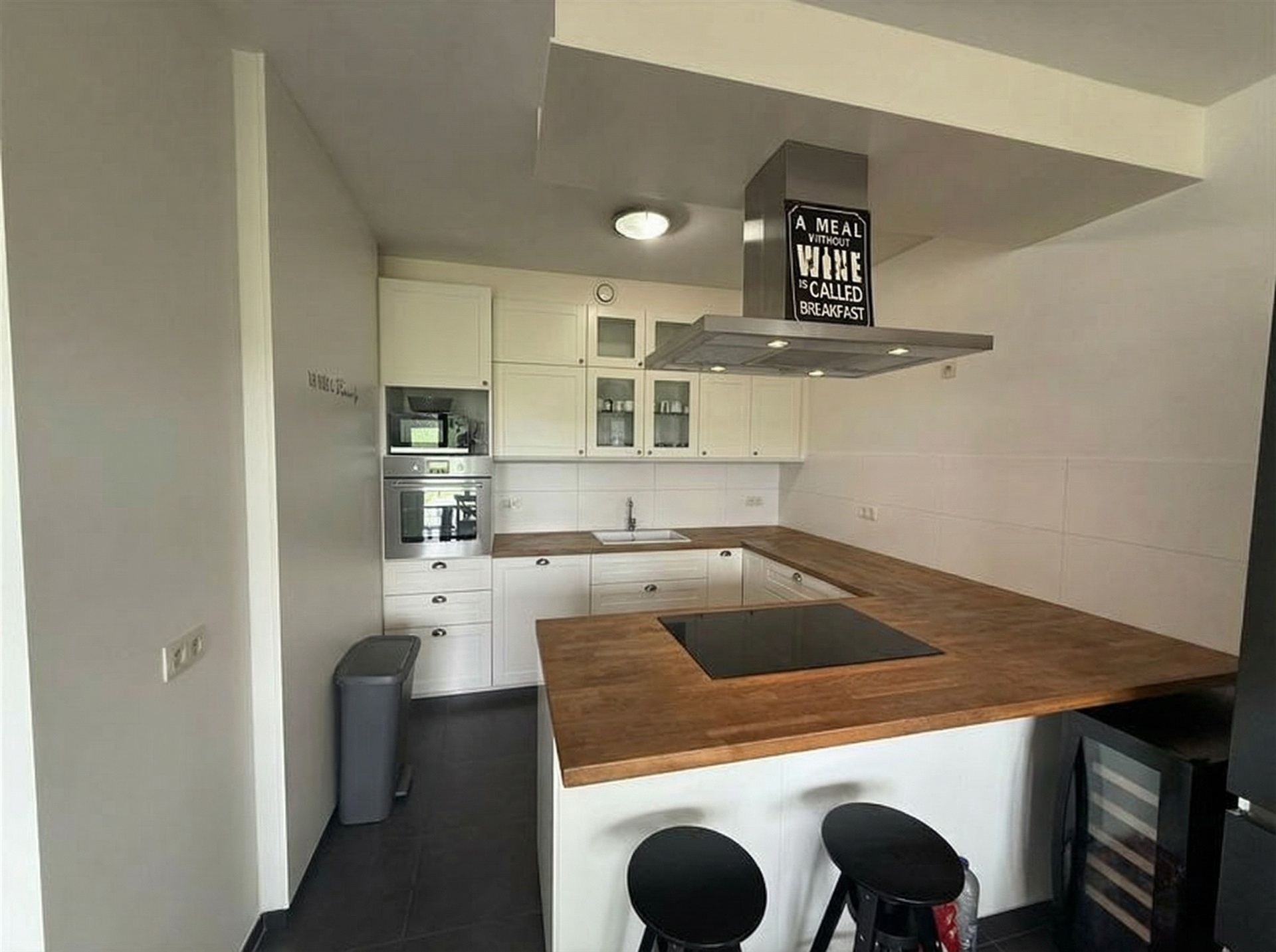 Prachtige, ruime villa met 7 kamers te huur op een rustige locatie in Wemmel - foto 4