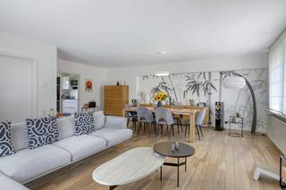 Dit huis is gelegen tussen het bruisende centrum van Strombeek-Bever en de levendige handelskern van Mutsaard / De Wand in Laken en op slechts 5...