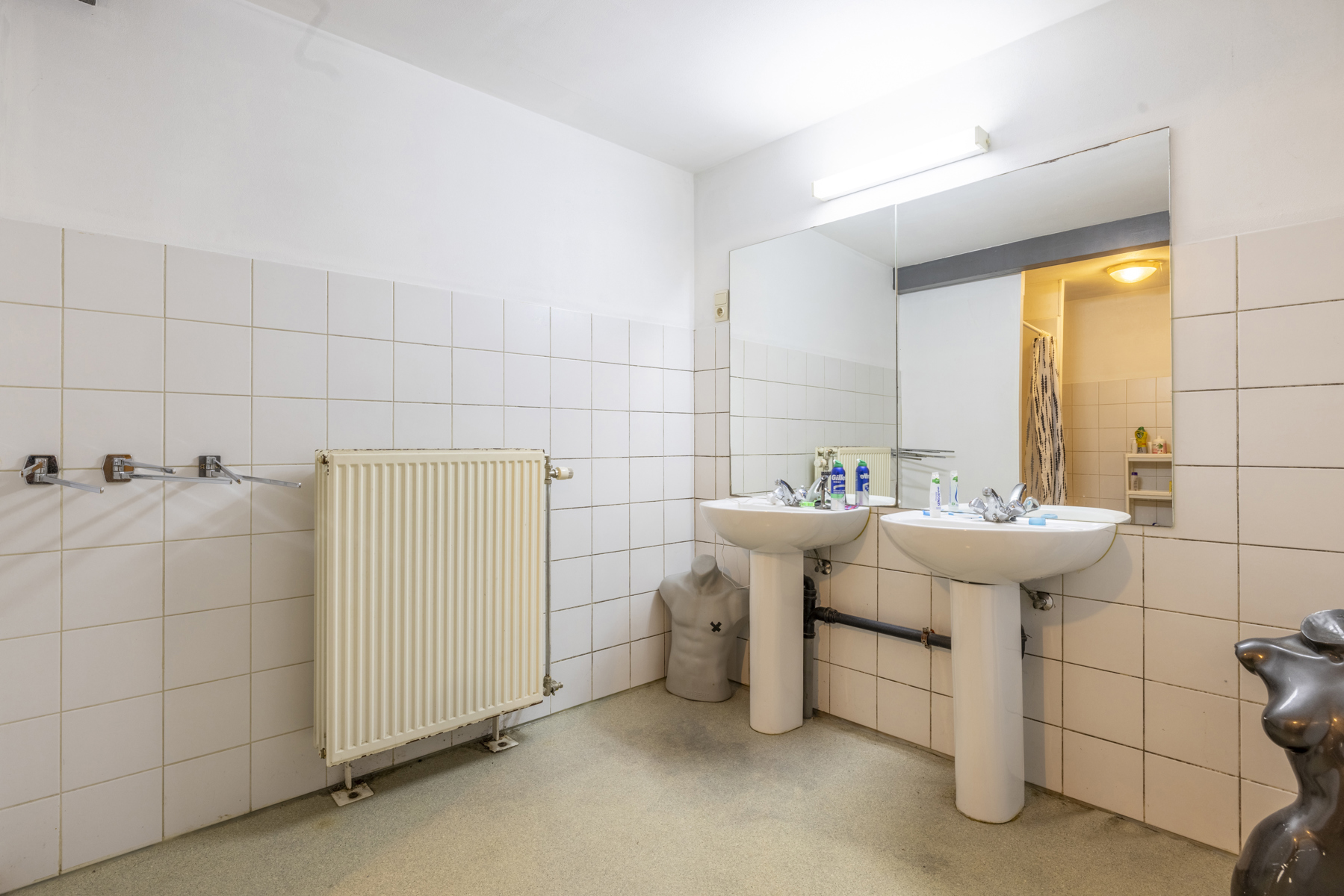 Ruime woning met 4 slpks, hobbyruimte en fietsgarage in Gent - foto 5