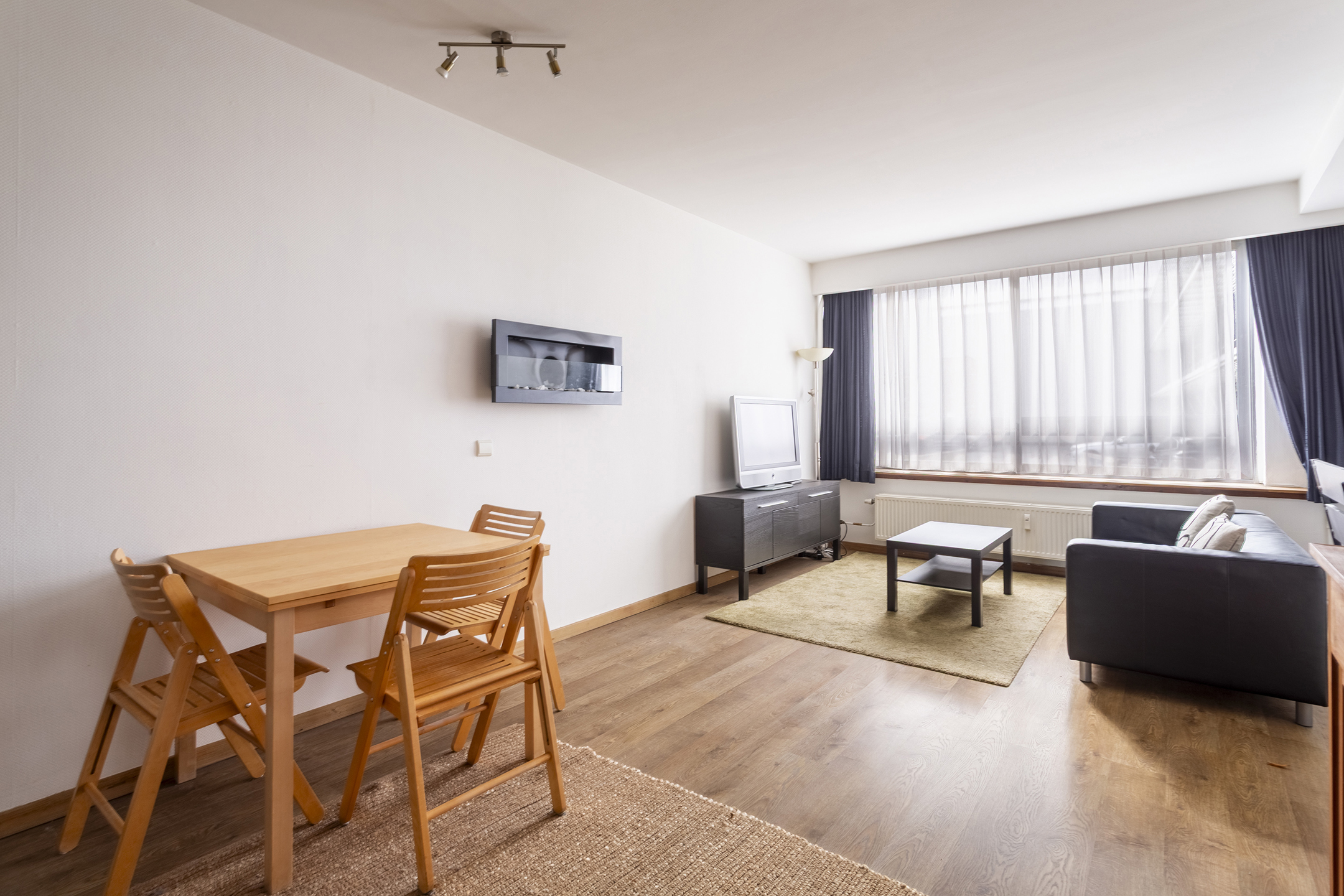 volledig gemeubeld studioappartement aan het Theaterplein - foto 1