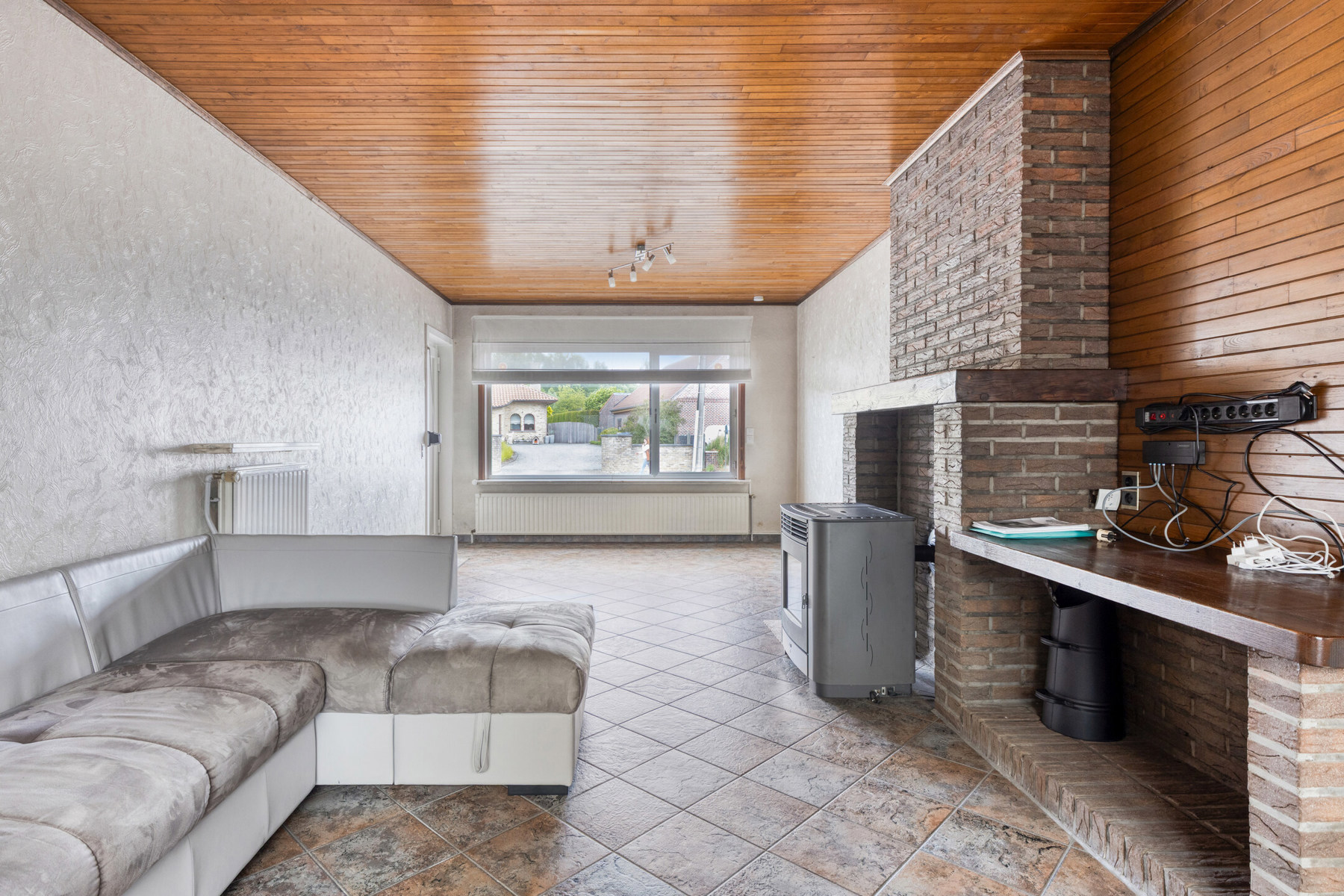 Op te frissen halfopen woning met loods te Affligem - foto 5