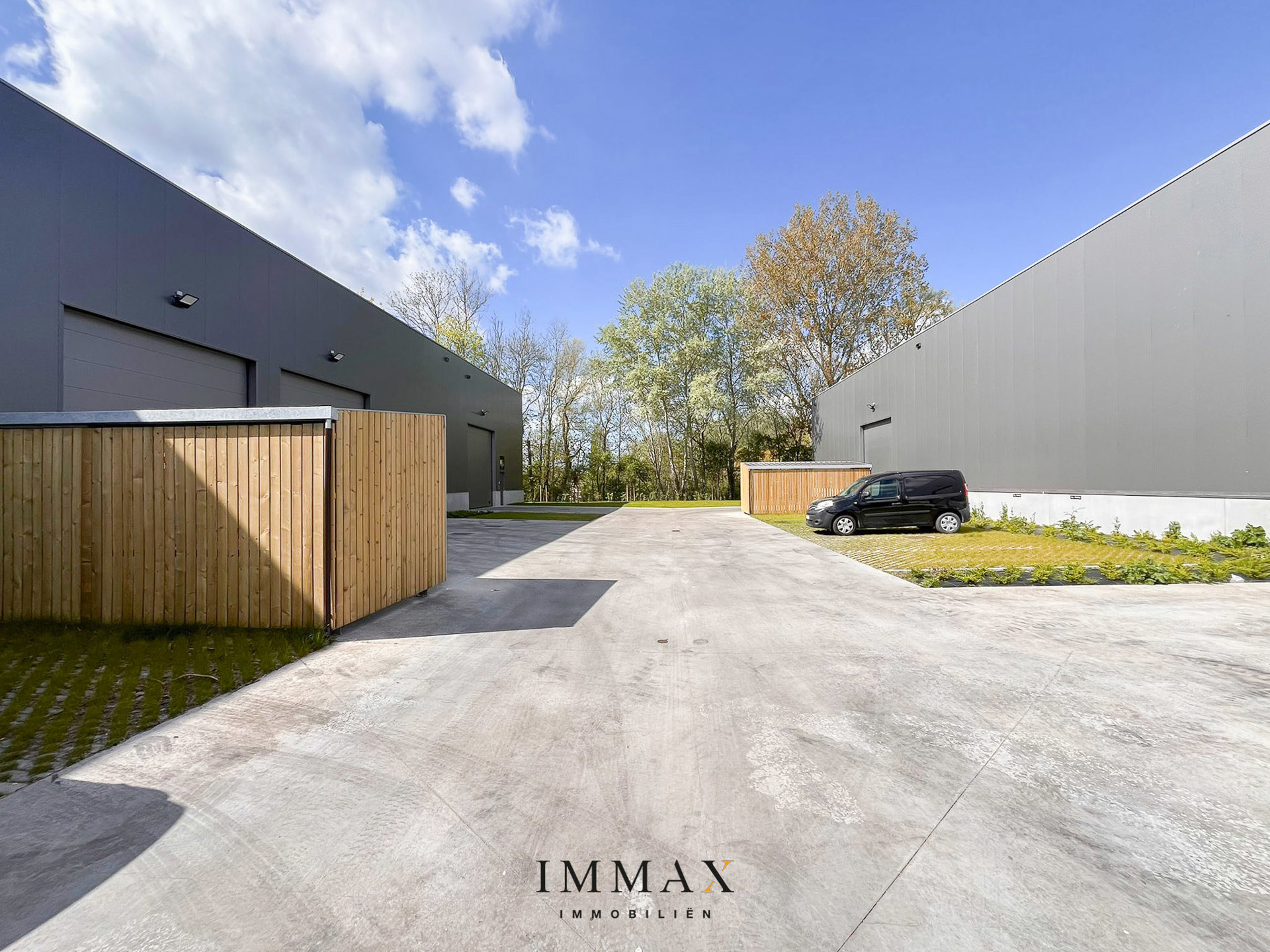 Nieuwbouw instapklare KMO-unit op strategische ligging  - foto 4