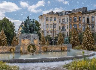 Dit statige neoclassicistische herenhuis, met een bewoonbare oppervlakte van ca. 500m², is een droomwoning voor iedereen die op zoek is naar...