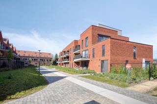 NIEUWBOUW MET KARAKTER TE WERCHTER: INSTAPKLARE BEN-WONING OP EEN UNIEKE SITE–Interessante aankoopformule onder registratierechten–Wakker worden in...