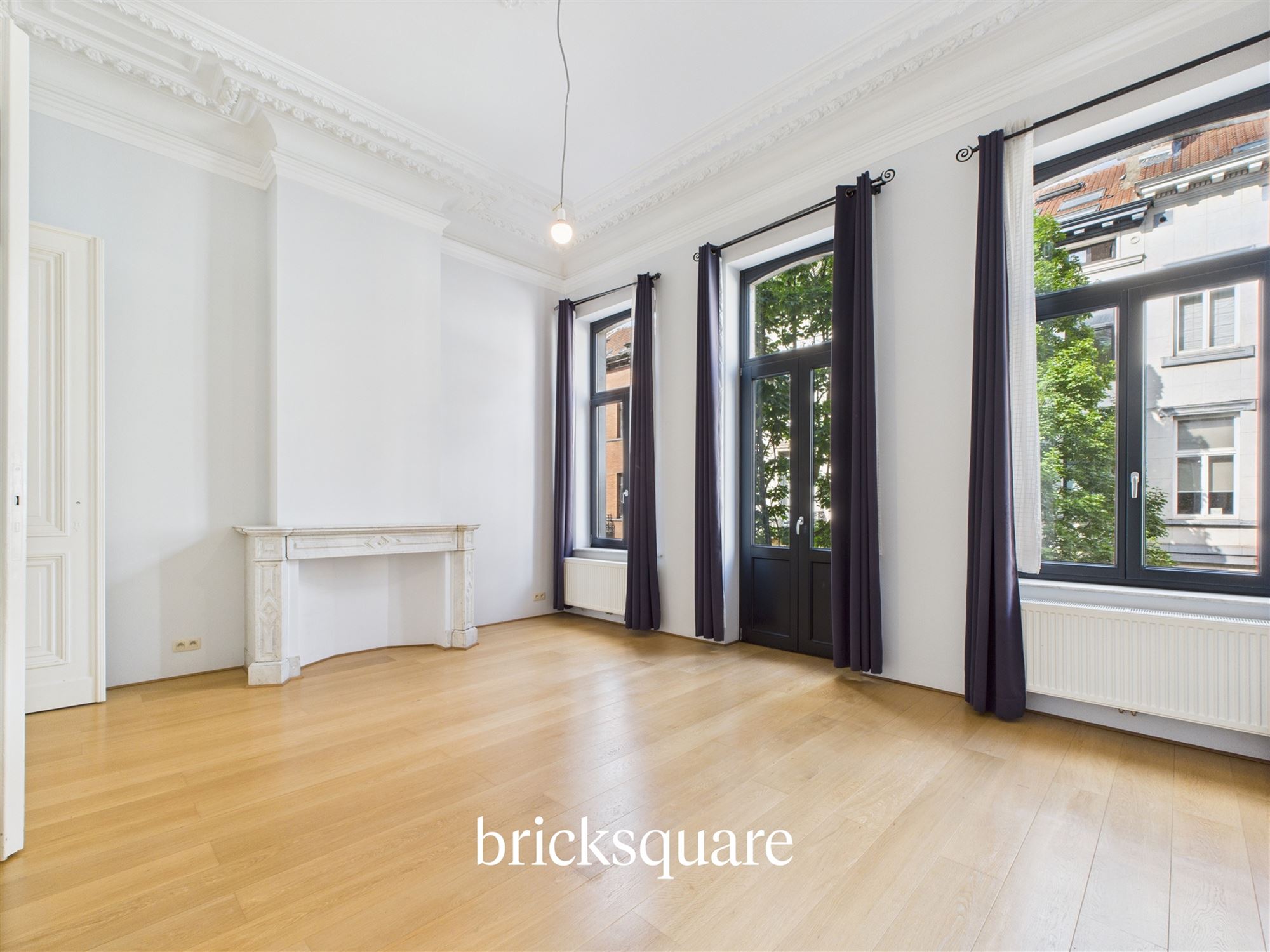 Character apartment with bedroom and study - photo 3