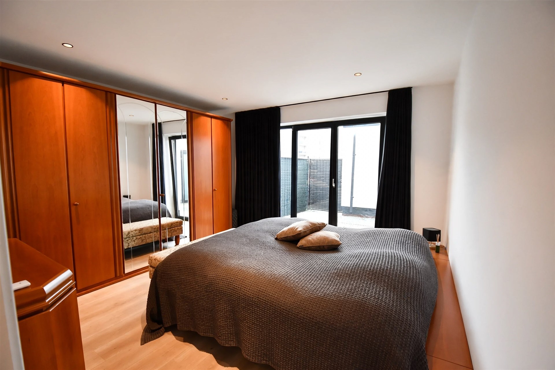 Apartment for rent in Sint-Niklaas with 2 bedrooms - photo 5