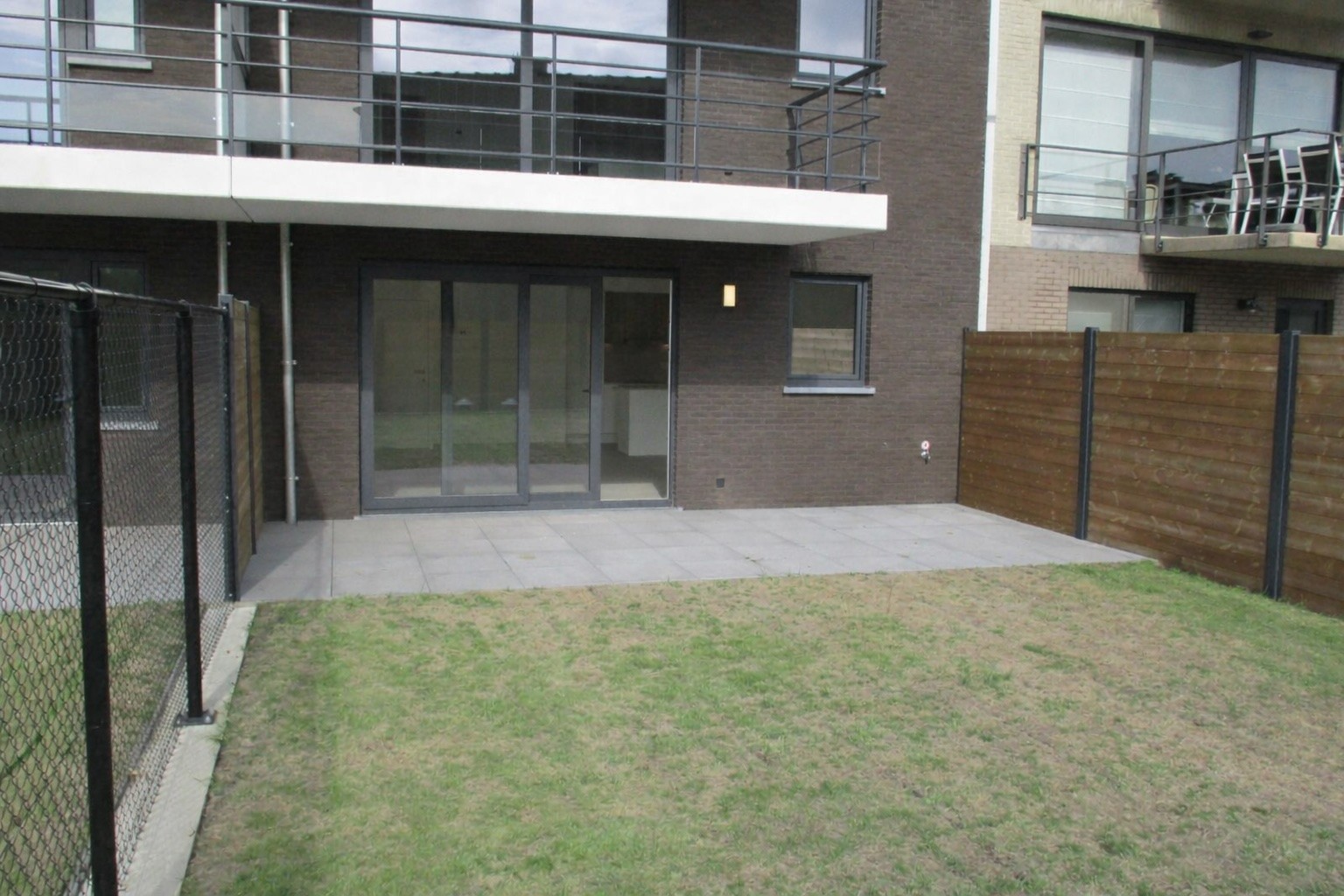 Prachtig gelijkvloers met zuid-tuin op topligging - foto 5