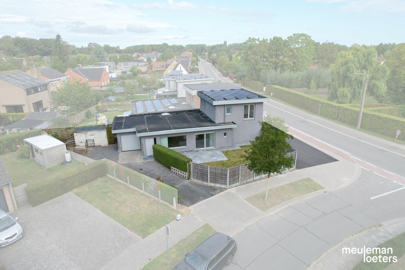 Energiezuinige woning met garage en tuin - foto 1