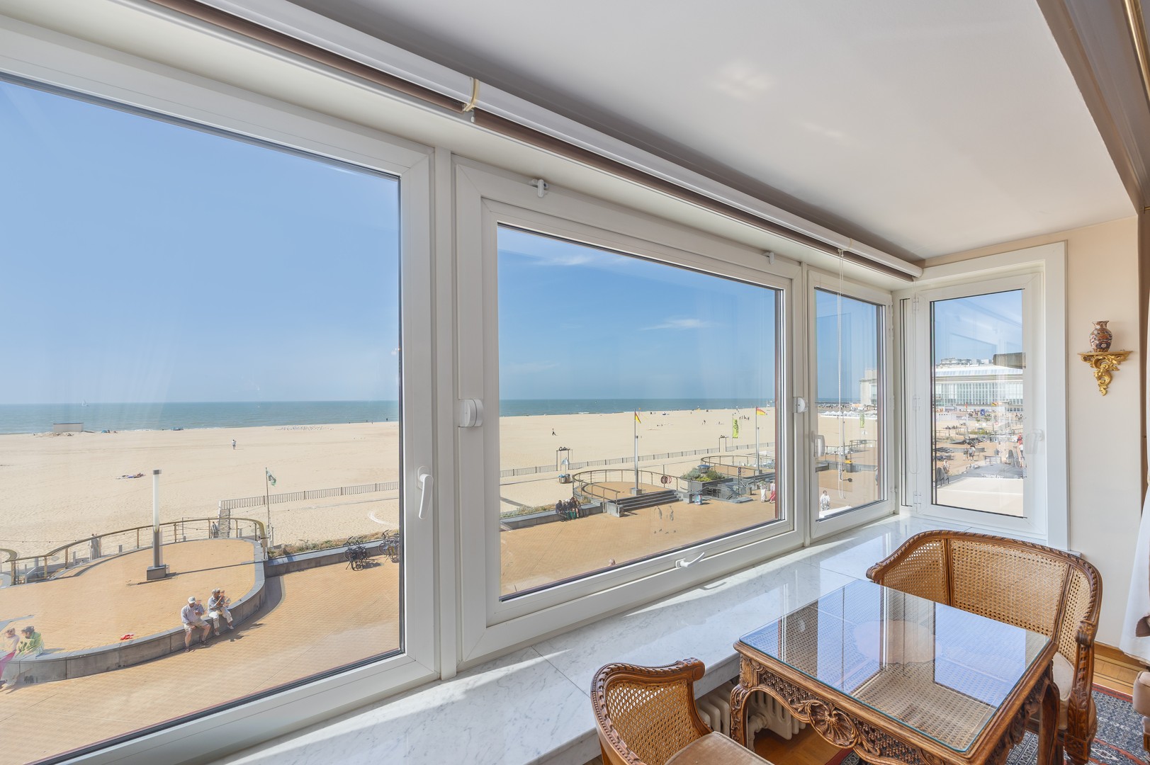 Appartement te koop in Oostende met 3 slaapkamers - foto 1
