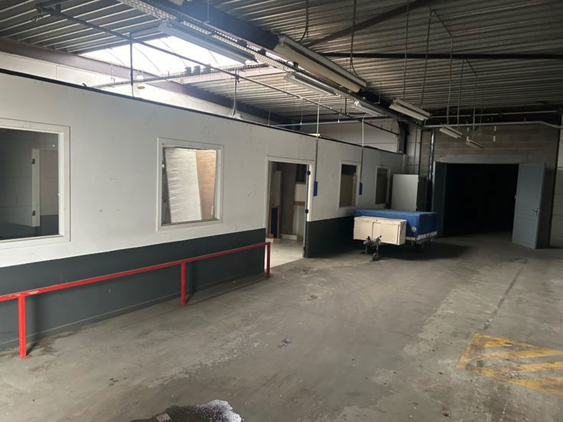 Commercial for rent in Heist-Op-Den-Berg - photo 1