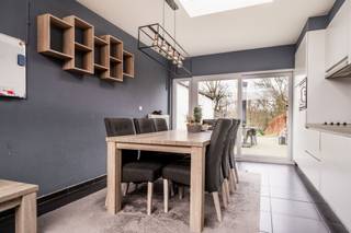 MAISON FAMILIALE PRÊTE À EMMÉNAGER AVEC JARDIN ATTENANT AU PARC VRIJBROEKVous êtes à la recherche dune maison moderne et lumineuse, proche du...