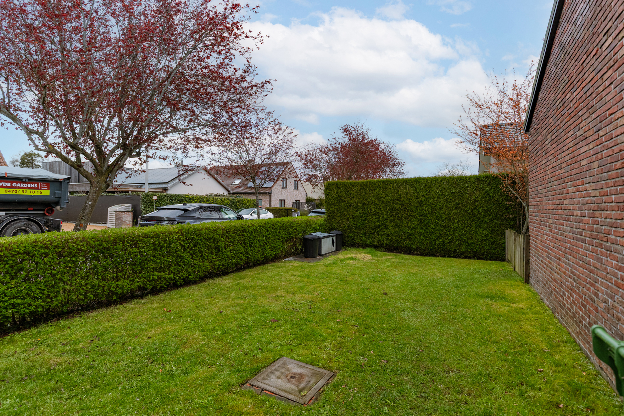 Comfortabele woning met tuin, garage en veel potentieel! - foto 2