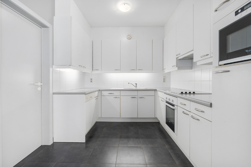 Héél ruim appartement met garage - foto 5