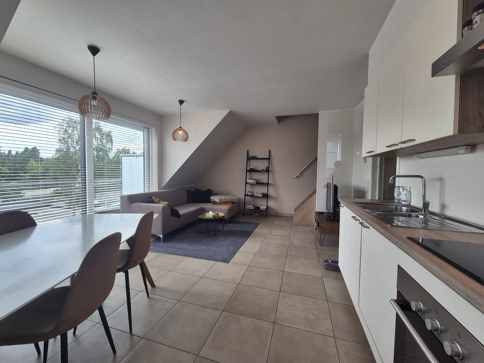 Gunstig gelegen ruim éénslaapkamer appartement met leuk terras. - foto 4
