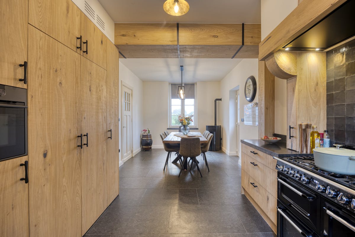 Ruime, charmante woning met loft te koop in Maaseik - foto 3