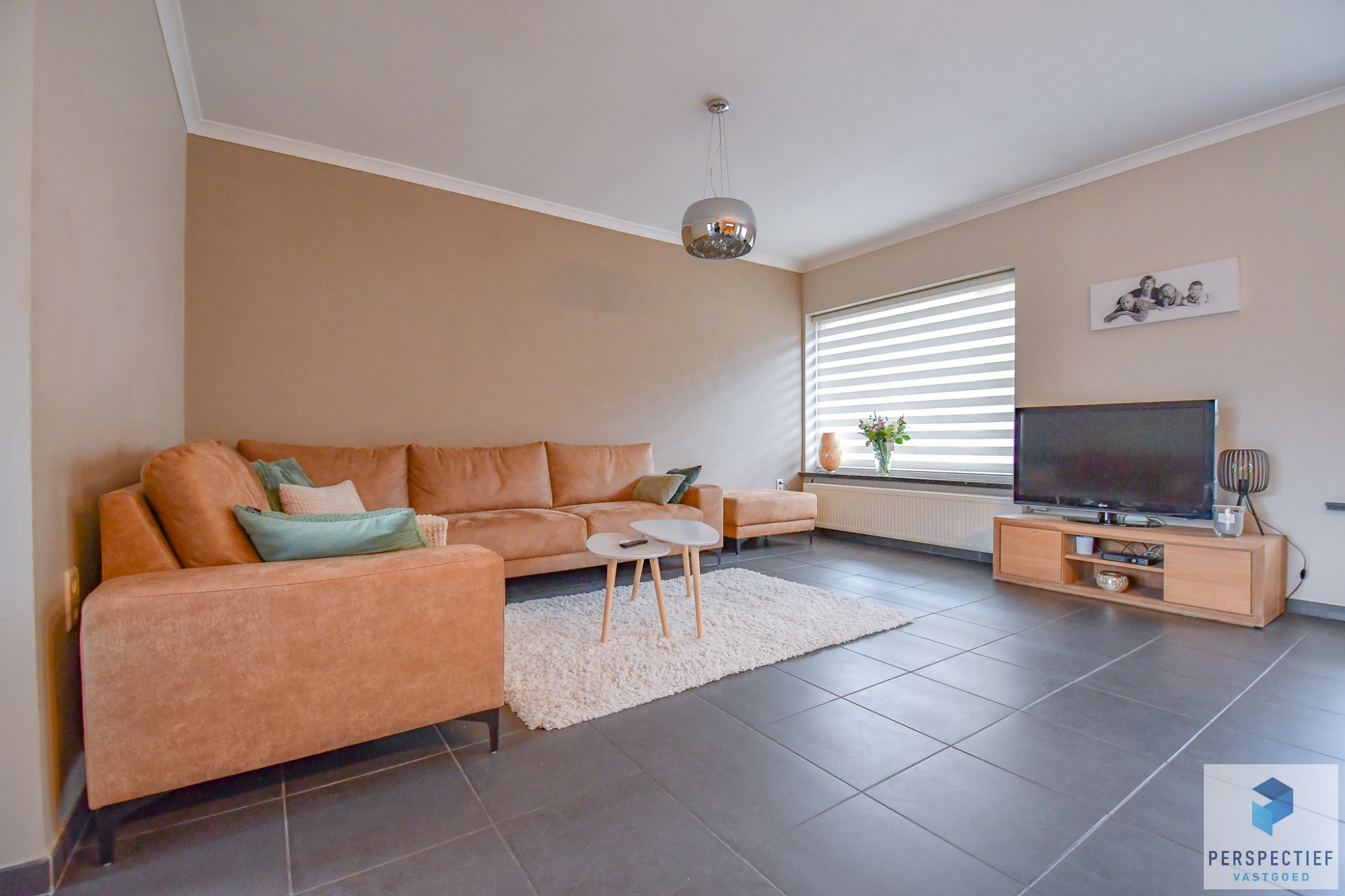 Rustig gelegen ruime halfopen woning met uitweg & bijgebouw/garage - foto 4