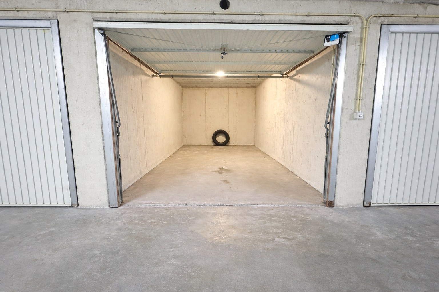 Gesloten garagebox op een toplocatie te Knokke - foto 3