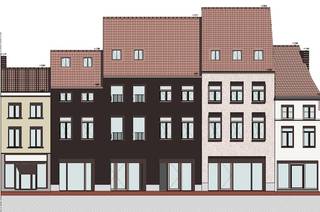 La demande de permis a été soigneusement conçue pour transformer le site existant en un bâtiment moderne et multifonctionnel qui s'intègre parfaitement à la vie urbaine animée d'Eeklo. <br /><br />Le projet propose le format suivant :<br /><br />- 3 espaces commerciaux (83,69 m², 235,08 m², 180,87 m²) au rez-de-chaussée. Idéal pour les magasins, les restaurants ou les services<br />- 7 espaces de vie supérieurs répartis sur 3 étages, comprenant 5 appartements spacieux de 2 chambres et 2 studios pratiques d'une chambre<br /><br />Le marché d'Eeklo est le cœur palpitant de la ville, connu pour son atmosphère animée, son marché hebdomadaire et ses nombreux événements. Ce projet bénéficie d'une excellente visibilité et d'un flux piétonnier maximal, ce qui en fait un lieu de rêve tant pour les locataires commerciaux que pour les résidents. <br /><br />Toutes les commodités essentielles se trouvent à proximité immédiate : commerces, transports en commun, écoles, restaurants... <br /><br />Permis en demande : <br />Le gros du travail est déjà fait. Vous reprenez un projet avec une vision concrète pour l'avenir et un dossier de permis en cours.<br /><br />Profitez de cette opportunité unique pour réaliser un projet immobilier de premier plan à Eeklo. Contactez-nous dès aujourd'hui pour plus de détails.<br /><br />Les images générées par l’IA sont fournies en guise d'inspiration. Elles ne tiennent pas compte des spécifications techniques, ni des renseignements urbanistiques, ni des possibilités concrètes de réalisation.