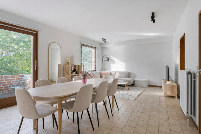 Roeselare- lichtrijk 2-slaapkamerappartement op toplocatie. - foto 4