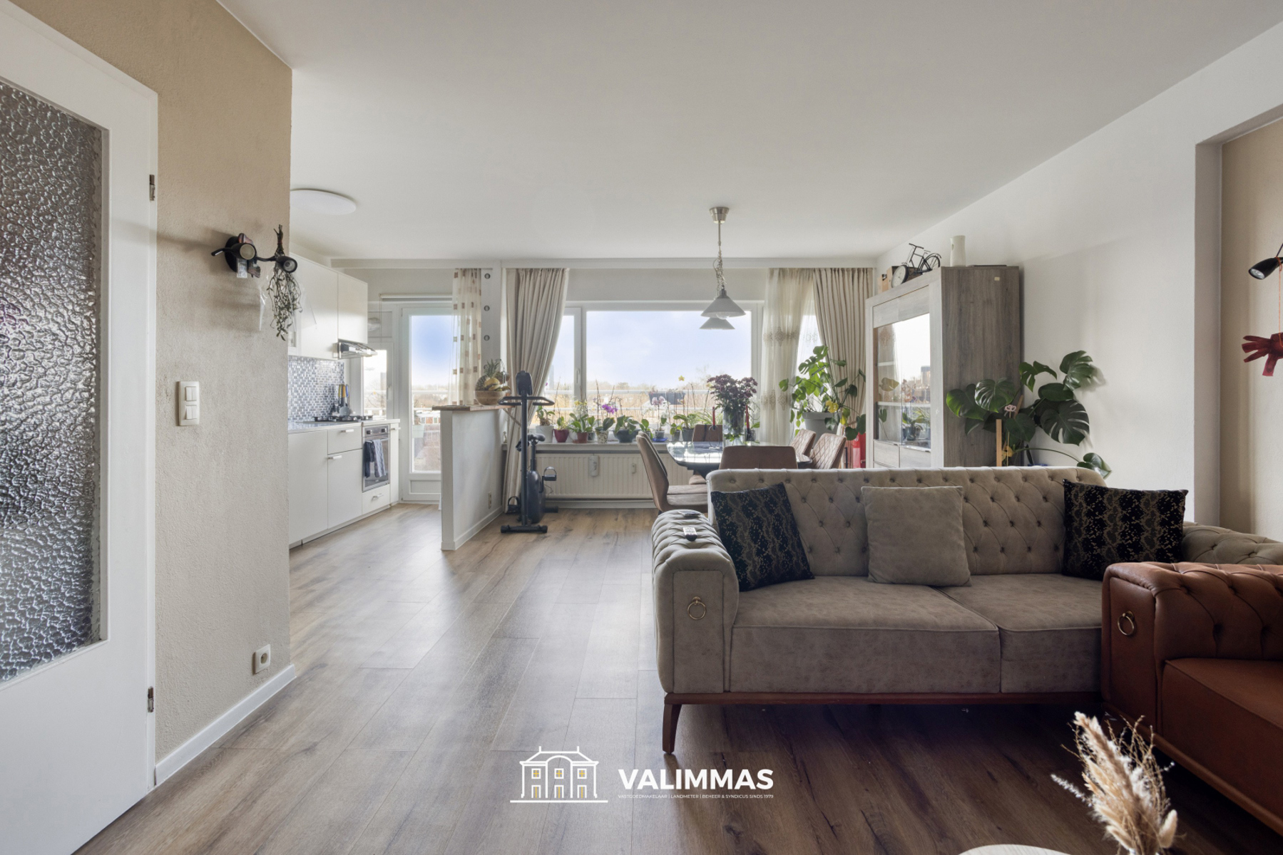 Gerenoveerd en comfortabel appartement met terras en kelder - foto 5