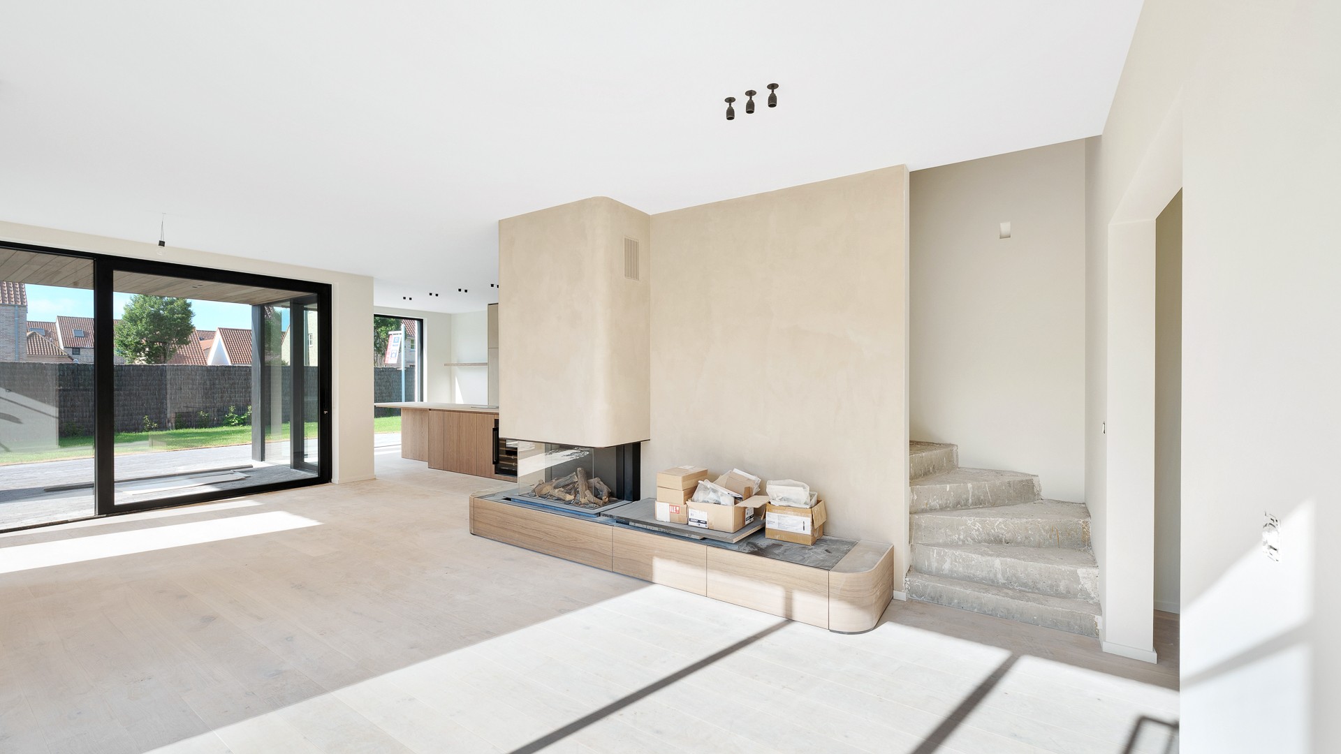 Nieuwbouwvilla gelegen op een ruim perceel te Knokke dichtbij het centrum. - photo 4