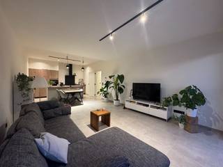 Dit gelijkvloers appartement met tuin bevindt zich in het pittoreske Zutendaal en biedt een unieke woonervaring in een groene omgeving, met...