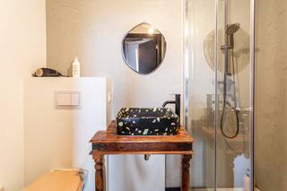 Prachtig appartement te koop op toplocatie in hartje Antwerpen!Gelegen in de Lange Nieuwstraat, op het derde verdiep, bevindt zich dit gezellig...