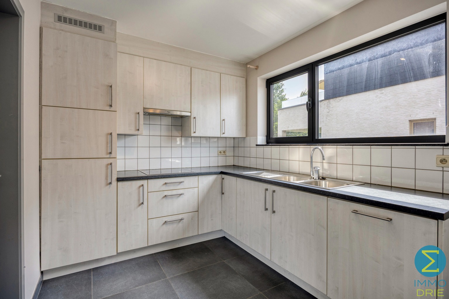 Ruim appartement met 2 slaapkamers en garagebox te Dessel - foto 5
