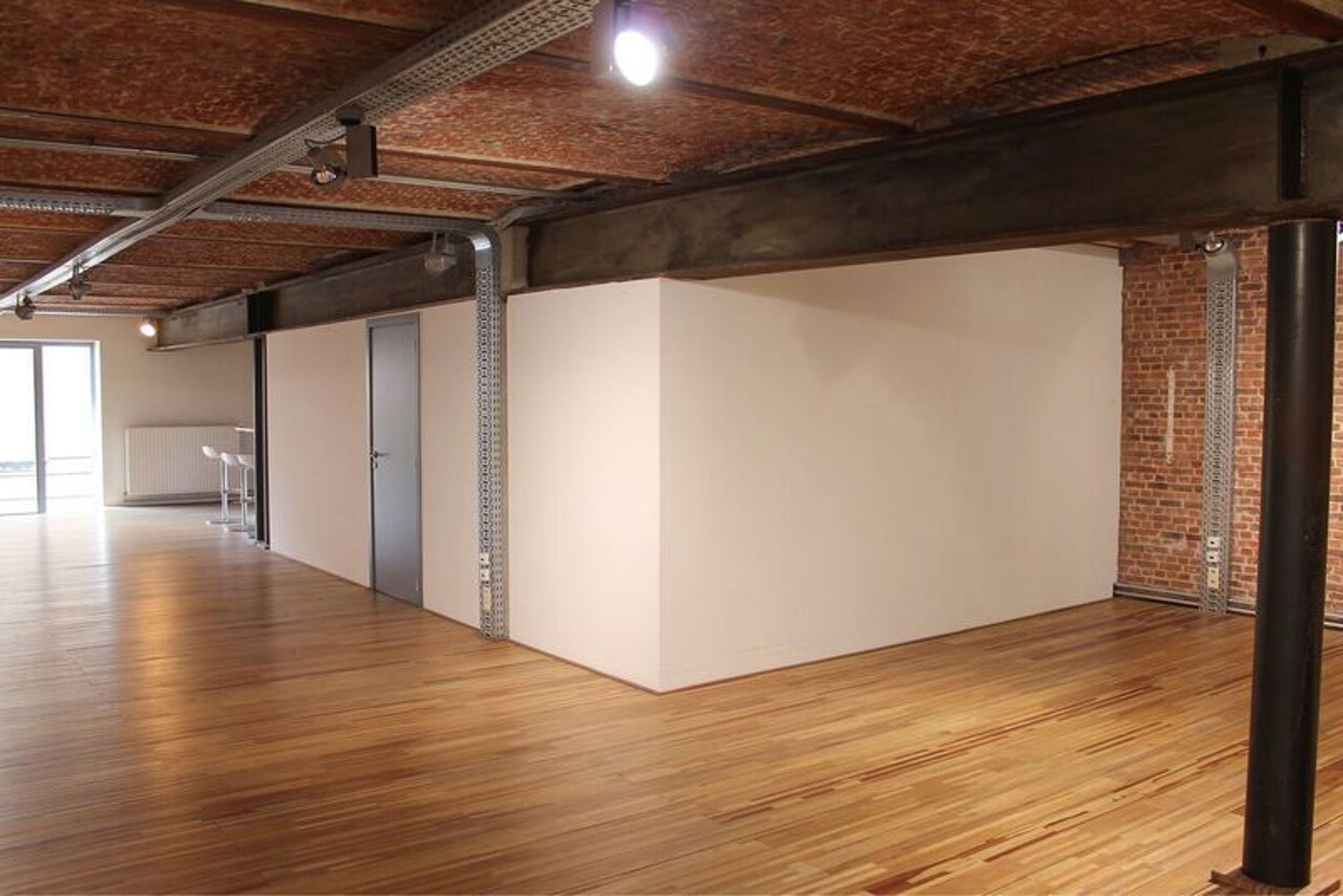 Kantoorruimte  280m² beschikbaar in het historisch pand - foto 5