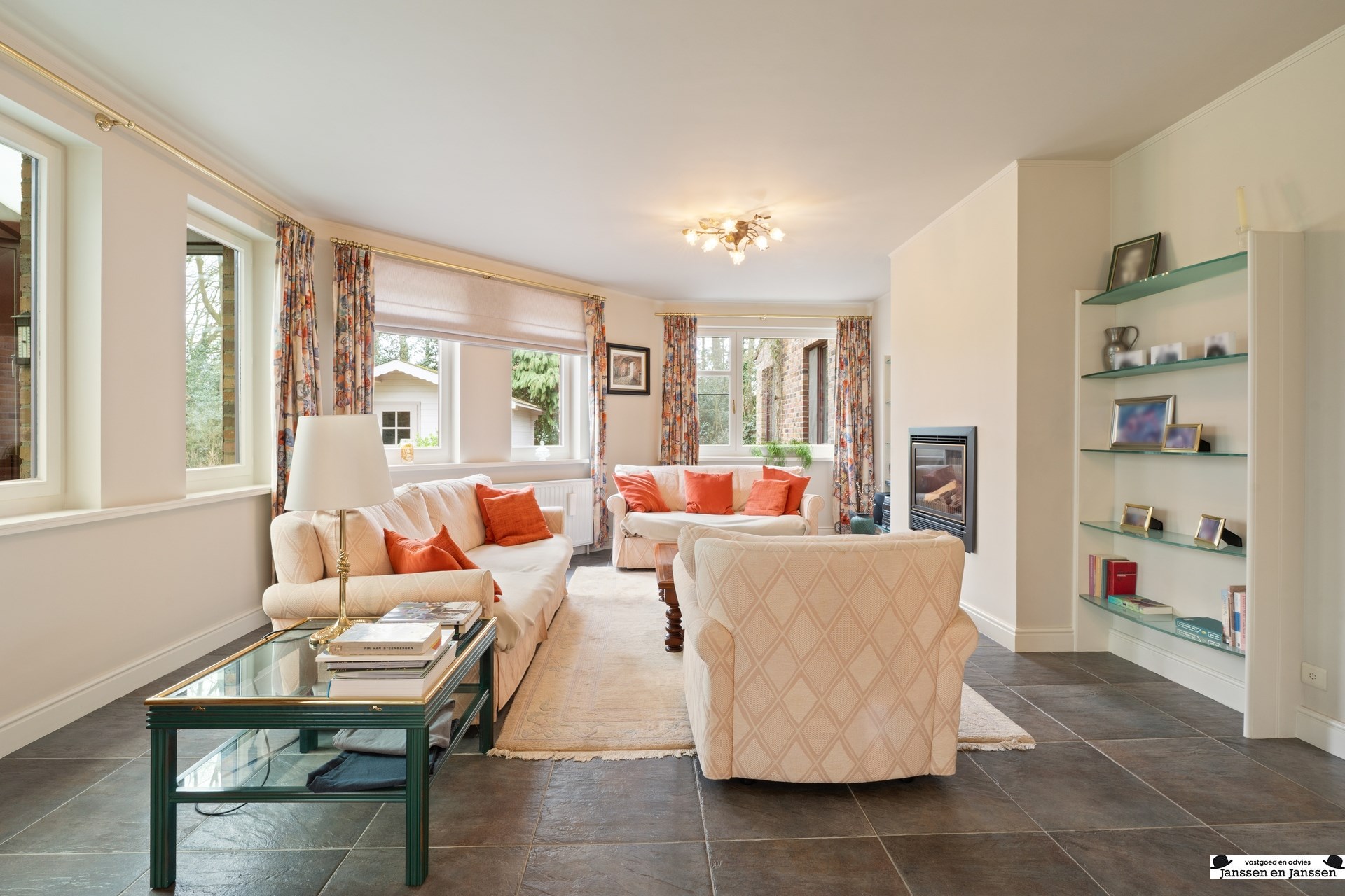 Karaktervolle villa op aan de Bredabaan te Gooreind - foto 4