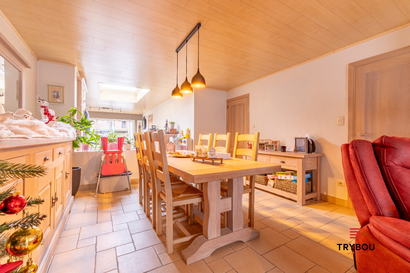 Gezinswoning met tuin, garage én uitweg in hartje Ieper - foto 5