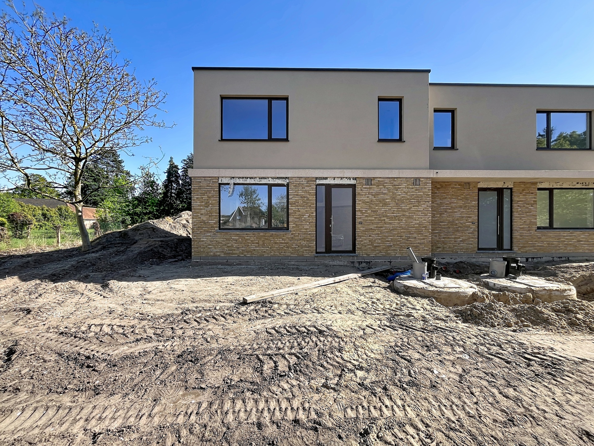 Halfopen nieuwbouwwoning met 3 slpk, nabij centrum Wetteren - foto 2