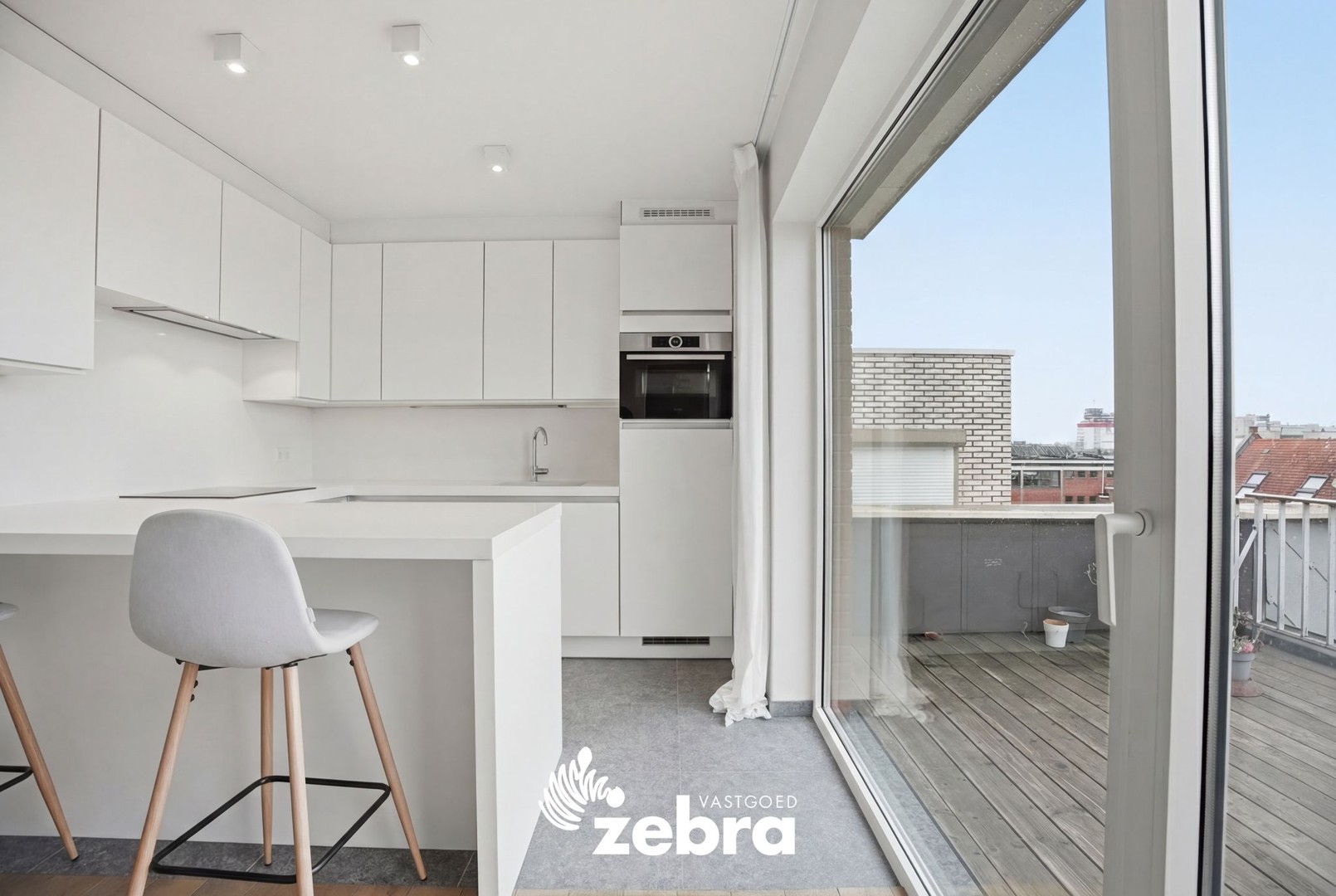 Penthouse met 2 slaapkamers op 191 m² in hartje Roeselare! - foto 2