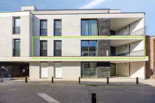 Dit appartement is uitermate rustig gelegen in het centrum van Mol, vlak bij de Nete, CC Het Getouw, de bibliotheek, de winkelstraten, het...