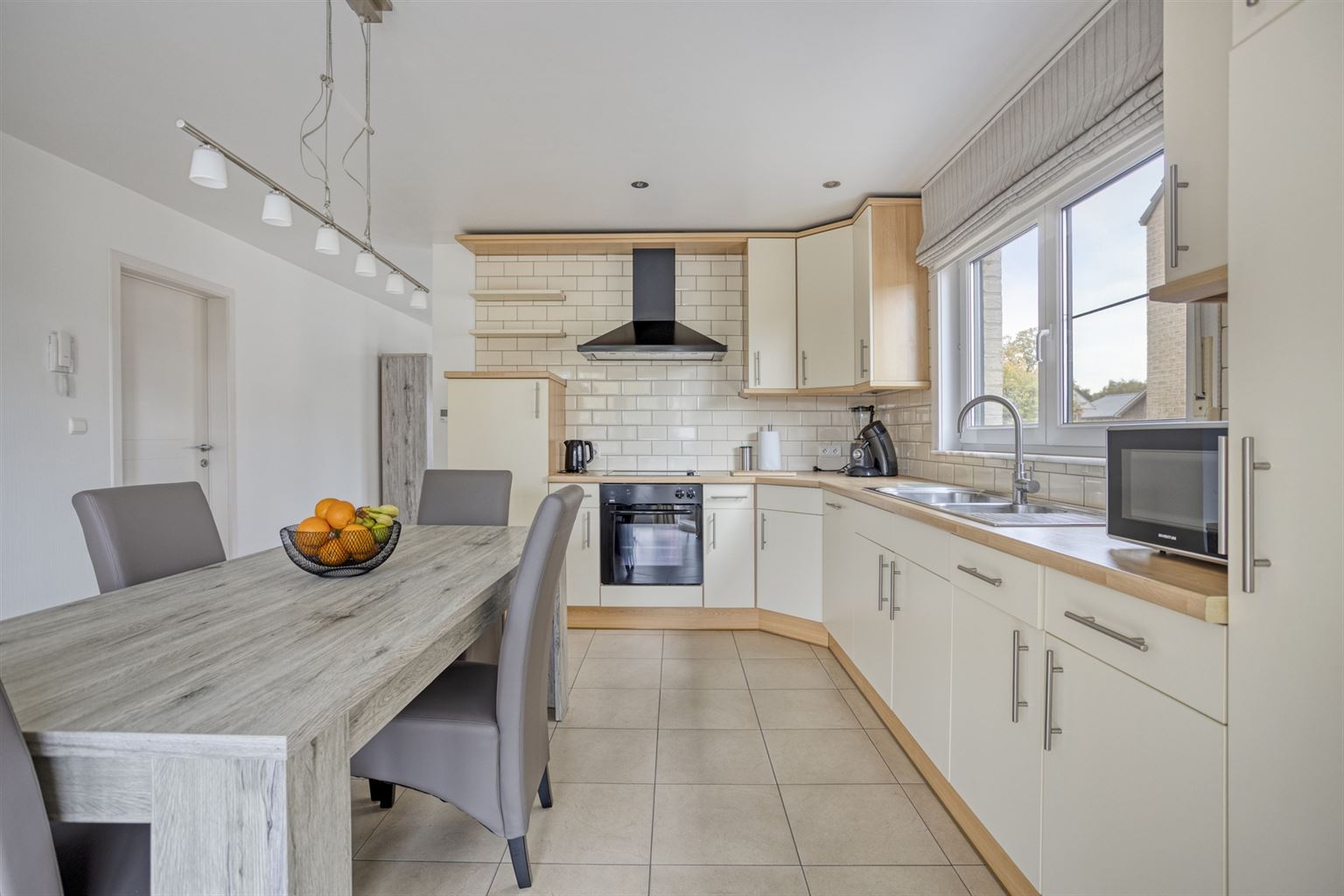 Apartment for sale in Maaseik with 1 bedroom - photo 4