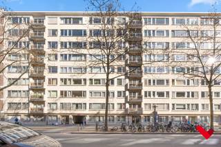 Looking for a cozy place to live in a prime location? This bright ground-floor apartment is located in the vibrant center of Leuven, within...