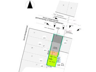 INDELING VAN DE WONING<br /><br />GELIJKVLOERS<br /><br />- Inkomhal- Gastentoilet- Leefruimte met open keuken- Trap naar boven- Fietsenberging<br />EERSTE VERDIEP<br /><br />- Nachthal met zolderluik- Apart toilet- Badkamer- Wasruimte/Berging- 3 slaapkamers<br />ZOLDERVERDIEP<br /><br />- Zolderruimte<br />Afbeeldingen zijn steeds illustratief en contractueel niet bindend.<br /><br />De koper heeft deels nog inspraak in de stijl en afwerking van de woning voor zover deze zaken niet werden vastgelegd door vergunning of bestelling van materialen.<br /><br />TIP: Hoe sneller U beslist in de bouwfase, des te meer inspraak U heeft in de keuze van materialen en/of afwerking.<br /><br />ECO-uitvoering dat voldoet aan strenge energienormen.<br /><br />- Zonnepanelen- Doorgedreven isolatie- Warmtepomp i.p.v. gas- Vloerverwarming- Ventilatie D- Max. E-peil = 30- Elektriciteitsaansluiting : 3 fasen<br /> 