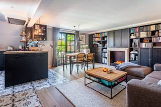 Dit charmante en instapklare appartement is gelegen in de Jasmijnstraat, een rustige en aangename woonstraat waar je geniet van een groene...