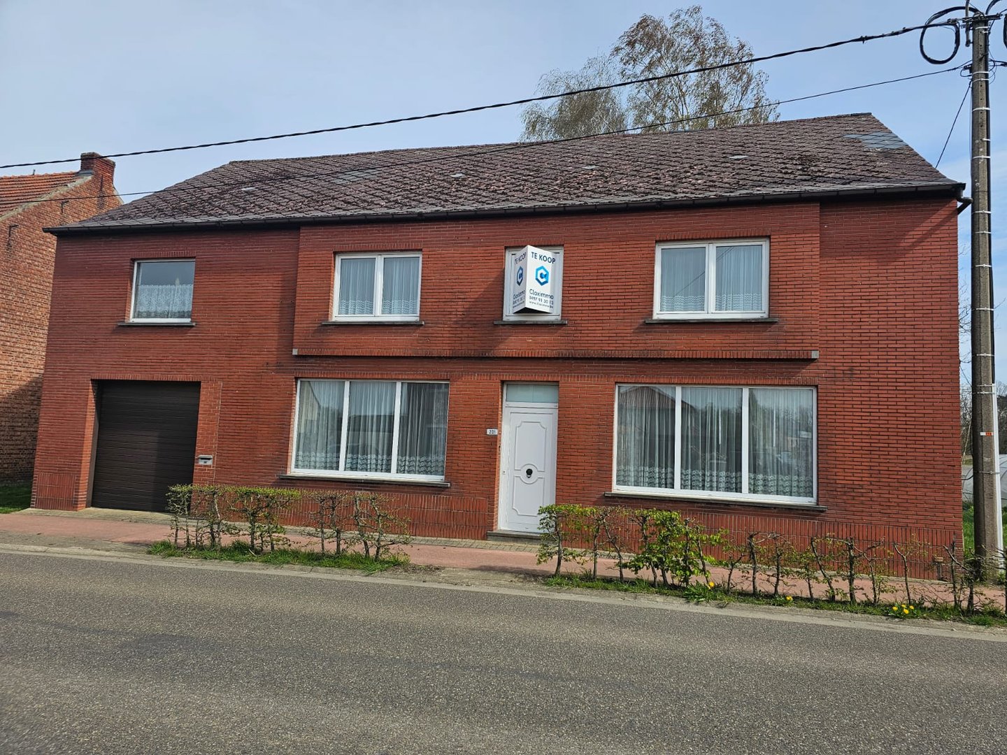 Huis Te Koop - foto 1