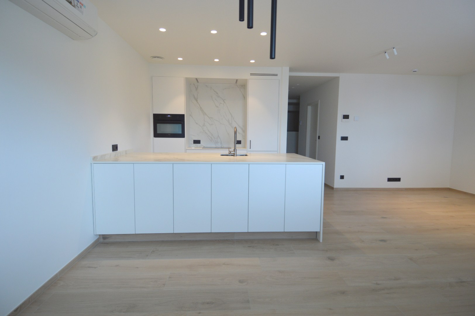 Nieuwbouw appartement met tuin en oprit in Harelbeke - foto 2