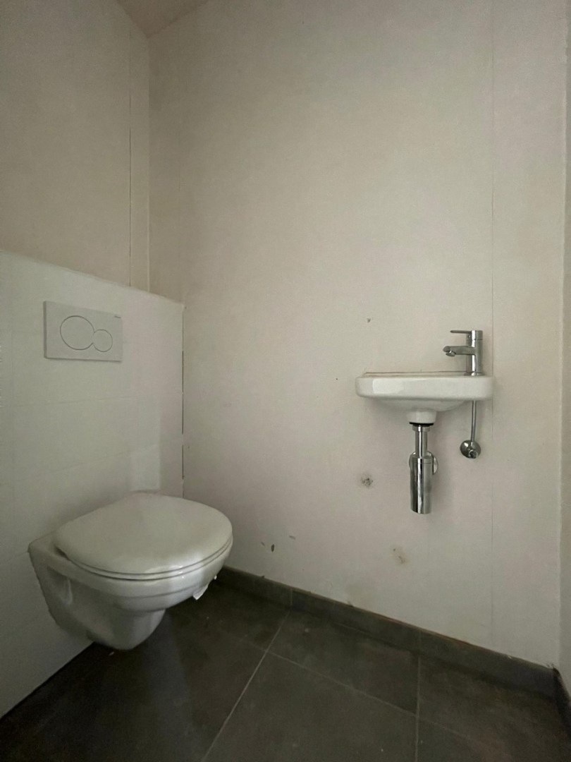 Recent appartement, gelegen op de eerste verdieping, met 2 slaapkamers! - foto 5