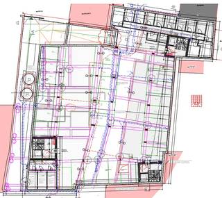 Autostandplaats in ondergrondse parkeerkelder van residentie 'Prinsenhof'.<br /><br />- Uitstekende ligging in het centrum van Maaseik<br />- Ondergrondse parkeergarage met diverse parkeerplaatsen<br /><br />Prijs is exclusief 21% BTW