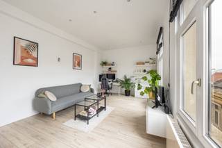Tof appartement met één slaapkamer op een toplocatie te hartje Antwerpen!Het appartement gelegen op de derde verdieping (bereikbaar met de lift) is...